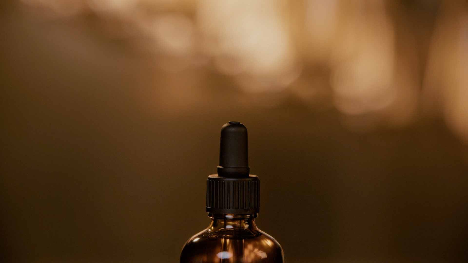 Lucent Facial Refiner: a new PHA and BHA exfoliator